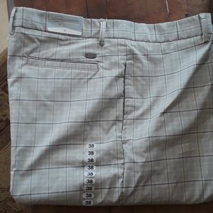 Greg Norman Signature Series Golf Shorts